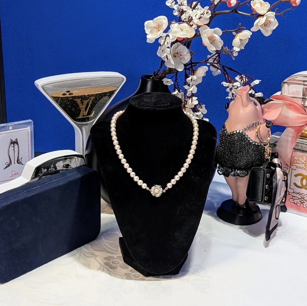 Acoaiya Pearl Necklace with Beautiful Sterling Silver Flower Clasp